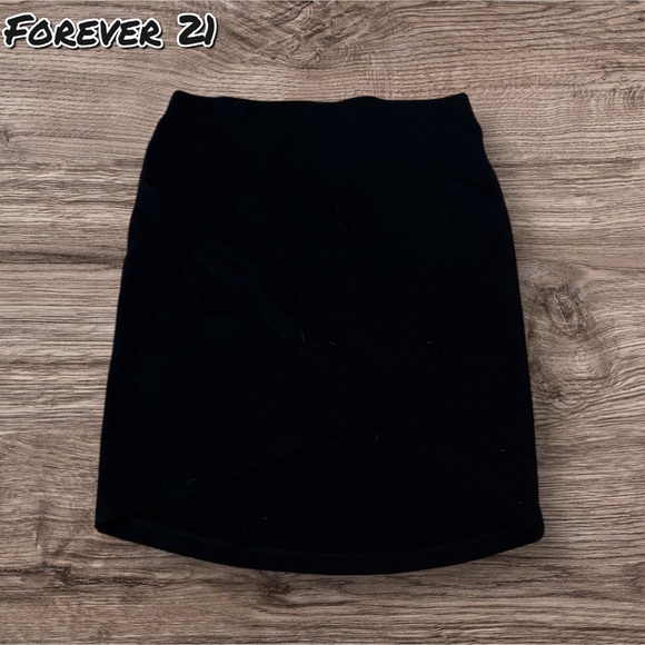 💝 Forever 21 Black Pencil Mini Skirt - Picture 1 of 4